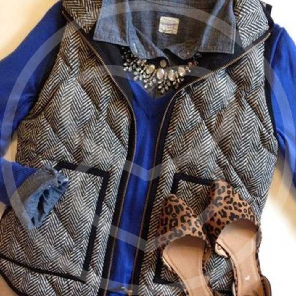ROCHELLE Herringbone Autumn Vest - Picture 4 of 8